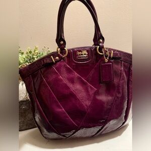 Coach Purple Madison Lindsey Diagonal Patent Leather Satchel Authenticated EUC